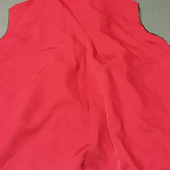 Vest - Picture 4 of 4